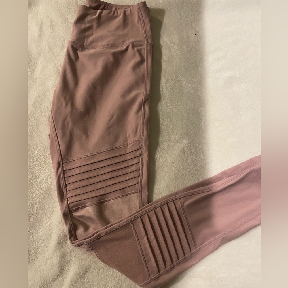 Cute athletic Moto Leggings-like new